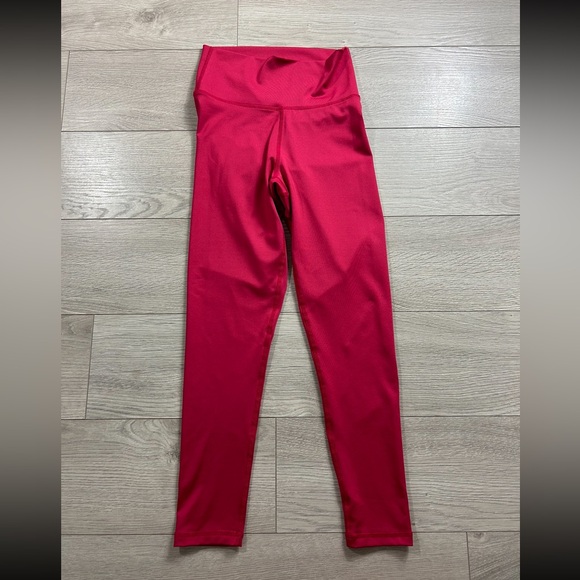 ECHT Pink Scrunch Leggings - Picture 2 of 10